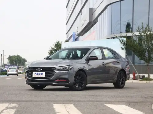 上汽通用雪佛兰 科鲁泽 2020款 轻混 redline 320t 双离合欢快版