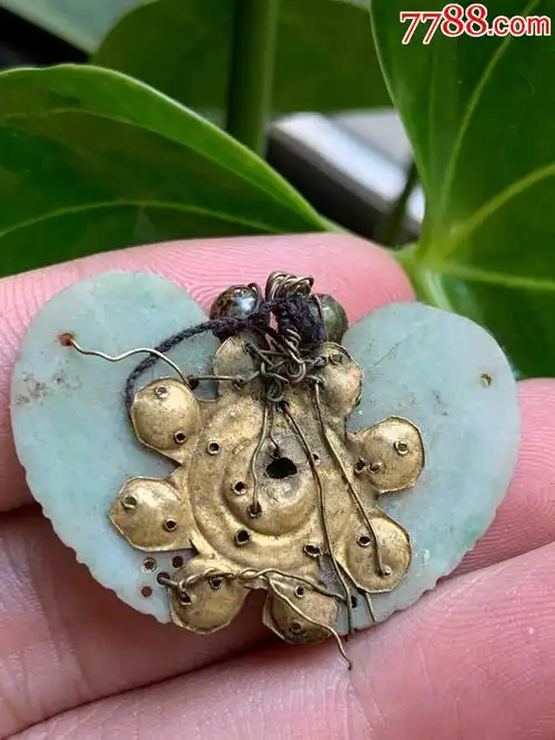 清代翡翠蝴蝶三组配鎏金头饰-翡翠/缅甸玉-7788玉器收藏