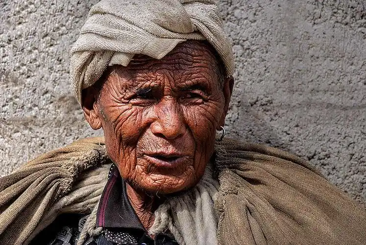 彝人-人物色调 - lightroom摄影photoshop后期