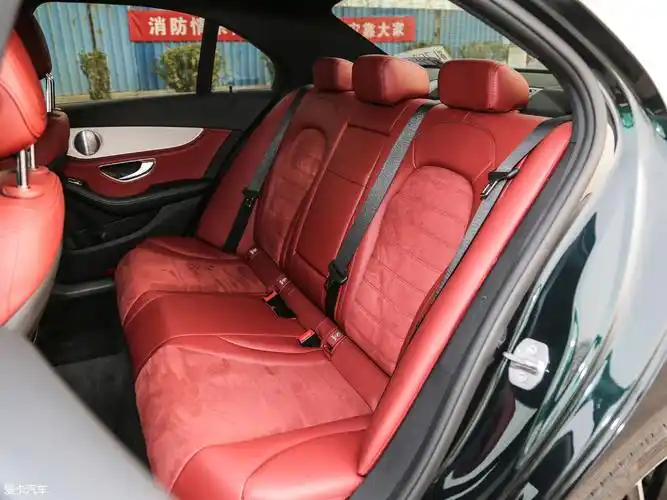 2019款奔驰c级c 260 运动版 4matic