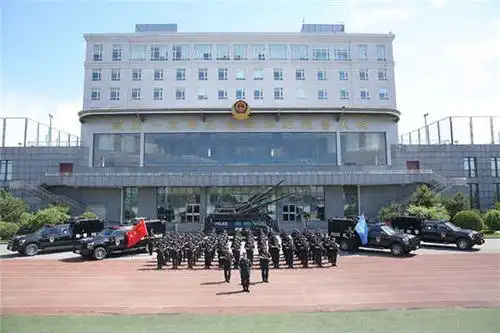 北京市公安局反恐怖和特警总队蓝剑突击队