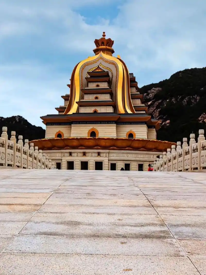 普陀山,女孩子长大后一定要去一次普陀山 普陀山,全称普陀洛迦山,佛教