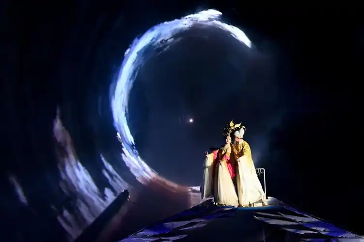 一曲冰火《长恨歌》 暖热冬日华清池_腾讯新闻