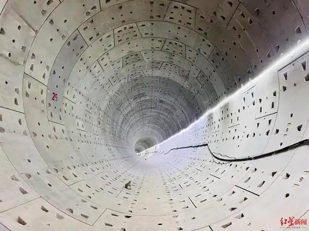 成都轨道交通17号线二期工程全线洞通|隧道|地铁|既有线|盾构机|成都