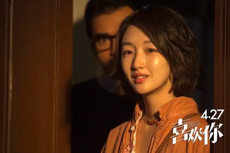 听说周冬雨的演技拯救了后来的我们90后演技担当的魅力你get到了吗