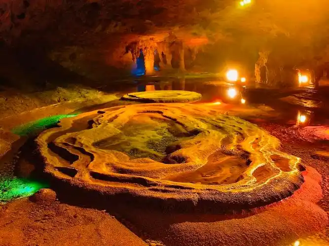 罗妹莲花洞全新绽放四大活动邀您双节出游约定乐业