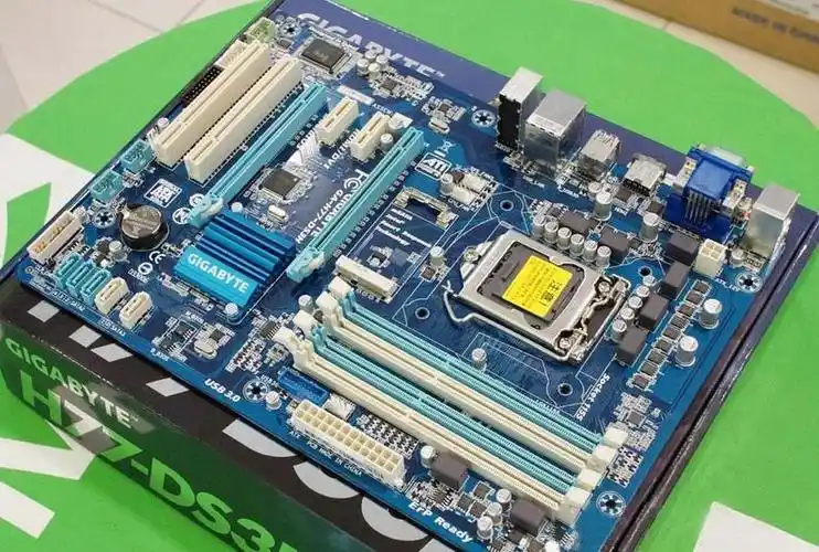 技嘉(gigabyte) ga-h77-ds3h 主板