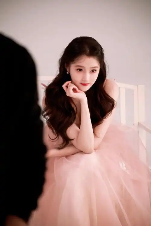 关晓彤 甜妹/老公姐? 我们晓彤直接全都拿捏啦!