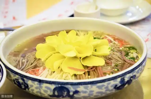 浅谈十大名菜之牡丹燕菜