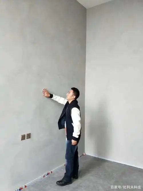 墙面水泥漆是怎样做的