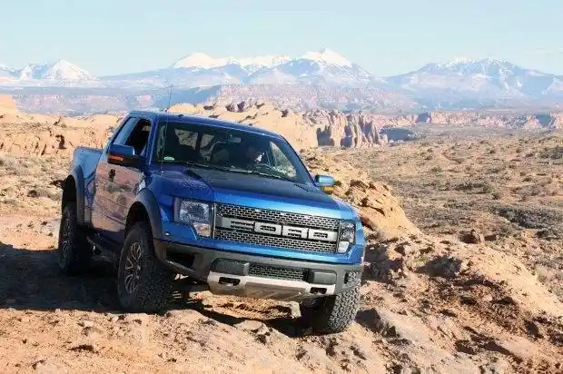 中东战场出镜率最高的3款皮卡,丰田占1款,国产有2款上榜