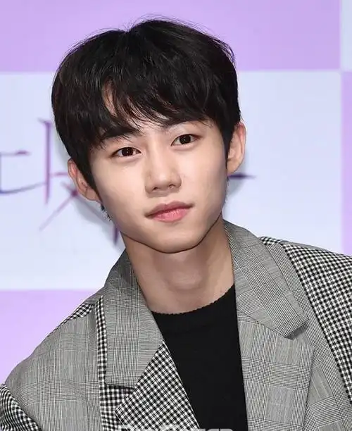 韩国童星男孩排行榜(韩国童星10大童星男名字)