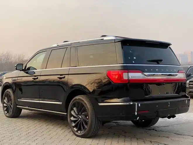 21款林肯领航员全尺寸7座越野配置详解