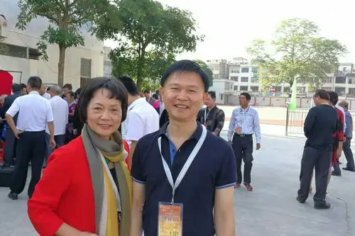 2017年重阳节之际,我们钱坑中学77届毕业40周年大聚会,同窗缘相聚欢!