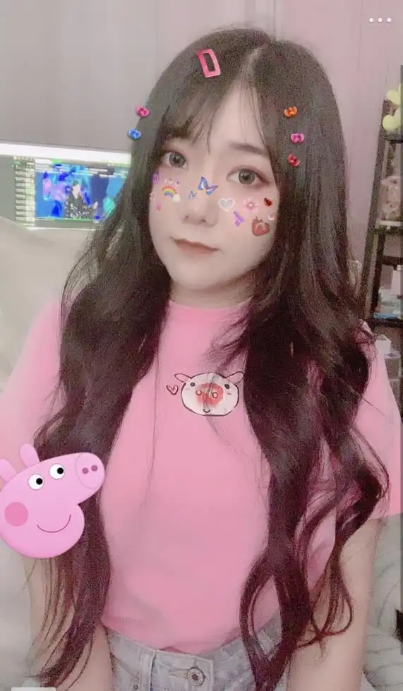 一条小团团早期照片曝光竟然也是颜值主播网友差点没认出