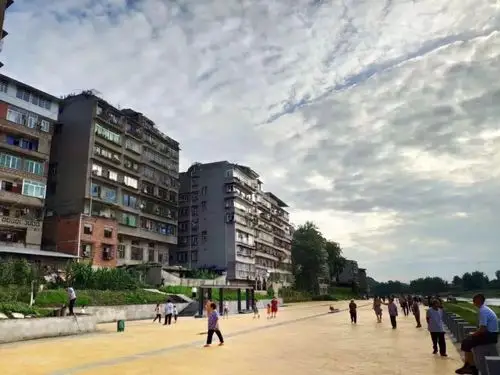 修得巴适哦这个就是资中第二个滨江公园