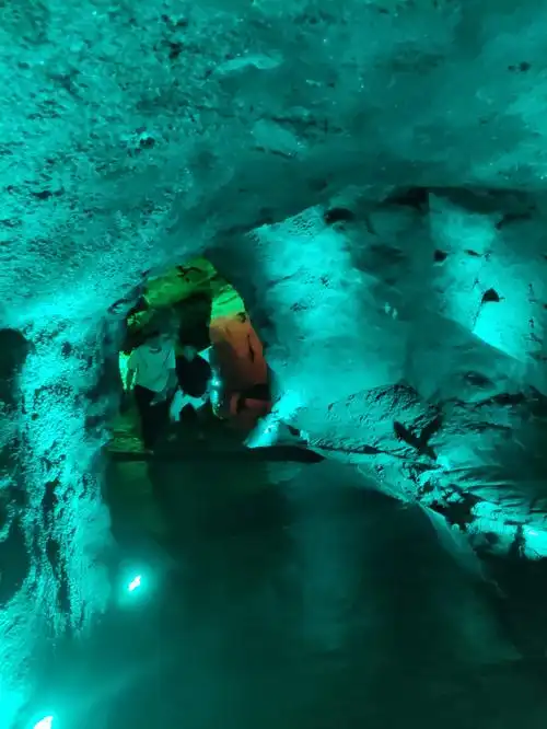 花果山水帘洞天然无公害的