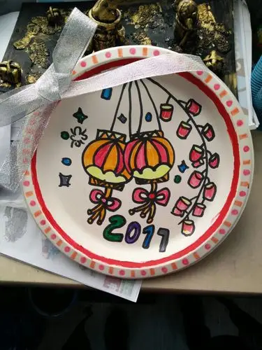 圆盘 新年题材 .幼儿园作品 创意美术