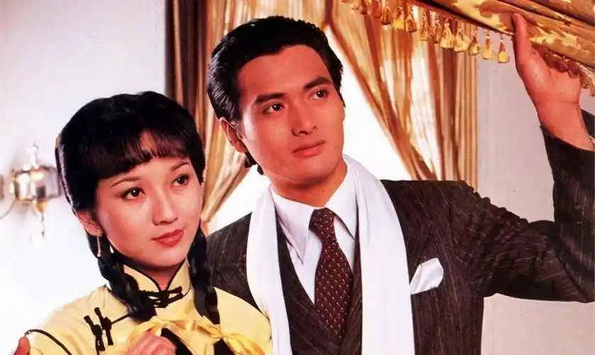 四十年后,周润发和赵雅芝再度合体,是你喜欢的许文强和冯程程吗_电视