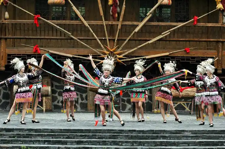 苗族锦鸡舞——5.3.拍于贵州凯里西江千户苗寨