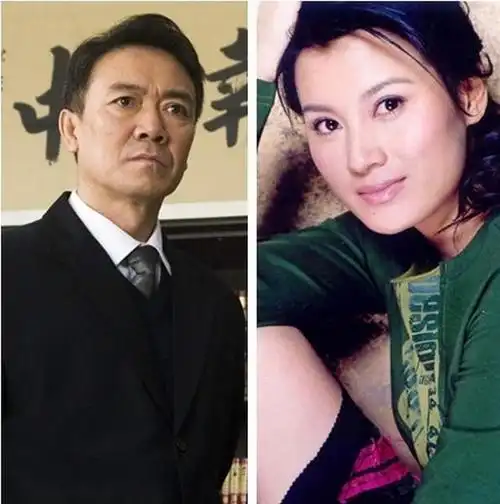 硬汉背后美艳娇妻容貌一流