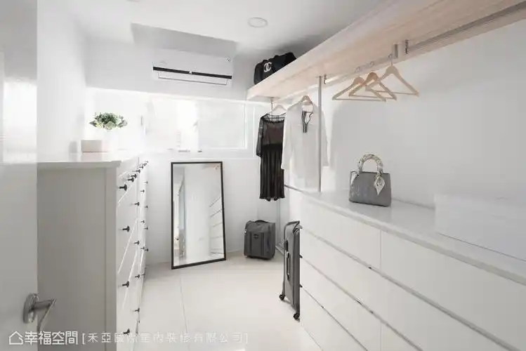 梦幻更衣室造起来!10款机能美型兼具的更衣室设计