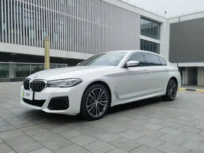 当前位置:>易车>社区>宝马5系社区>宝马5系2021款530li领先型m运动