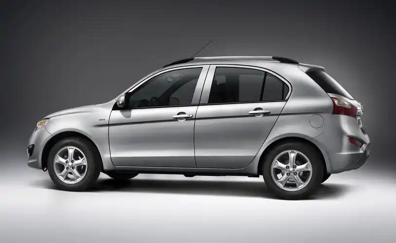 图:金九银十购车季 夏利n7市场走俏