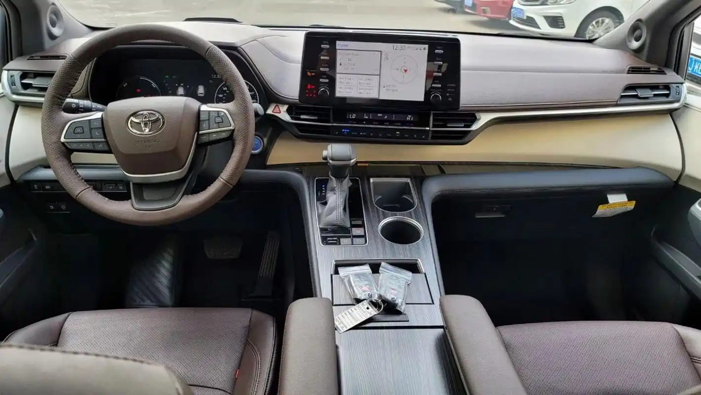 2022款美规丰田塞纳toyota sienna 2.