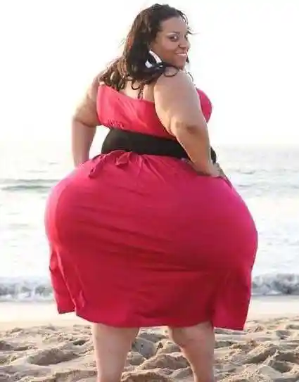 世界上屁股最大的女人 臀部周长超过2.4米