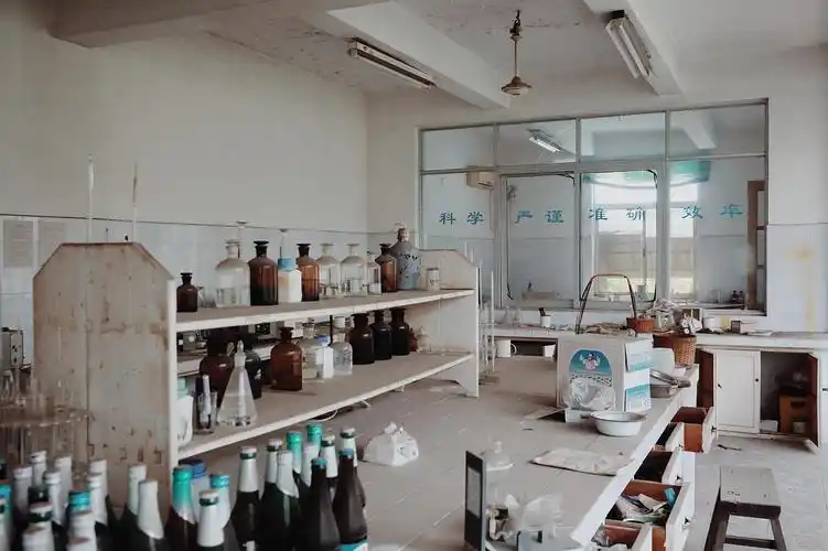 苏f 废弃工厂实验室 难度1