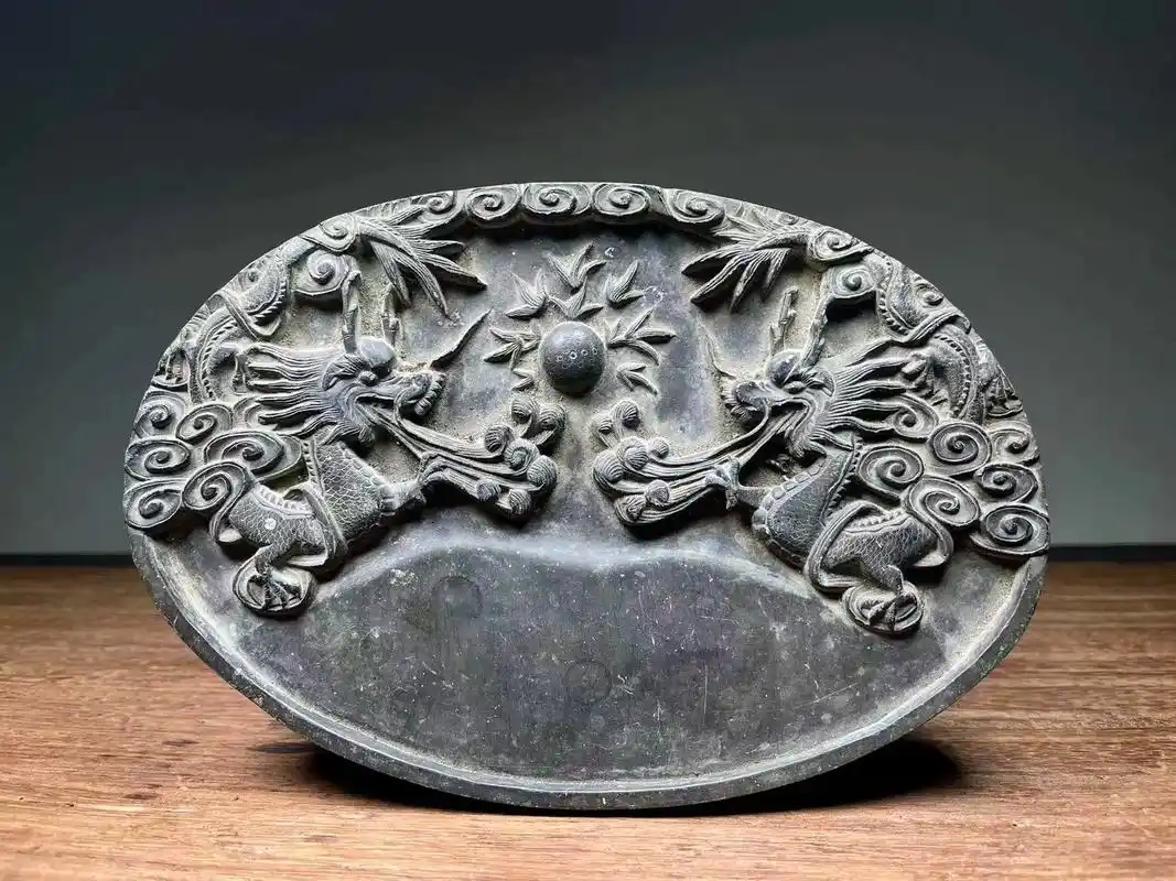 老砚台,雕刻双龙戏珠,龙雕刻威武霸气. 尺寸.长22cm宽1 - 抖音