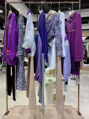 缔梵茜品牌折扣女装尾货 哥弟阿玛施同风格 直播间货源