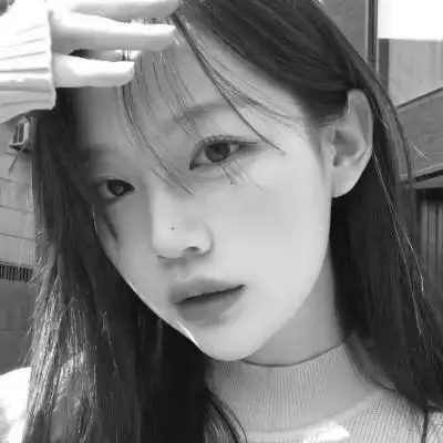 qq个性头像女黑白高清