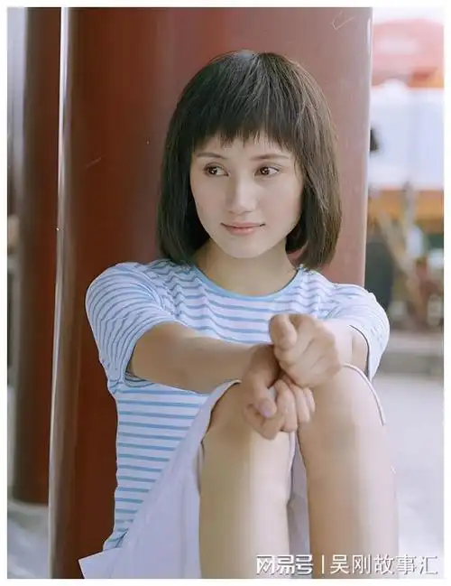 袁泉眼窝深陷到底算不算顶级美女?