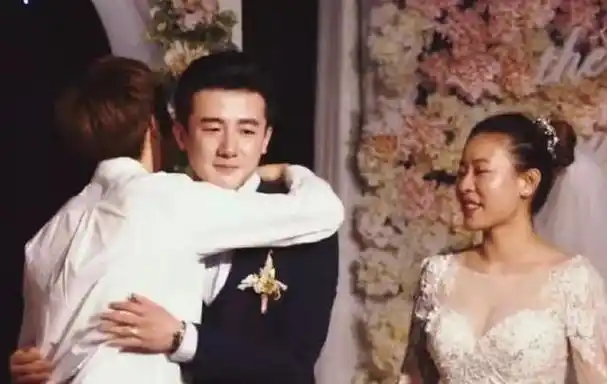 干妈宋丹丹拿她当亲闺女,她却被前男友妈妈嫌弃,如今38岁仍未婚