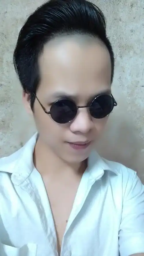 帮我看看面相,看看我以后会好吗?