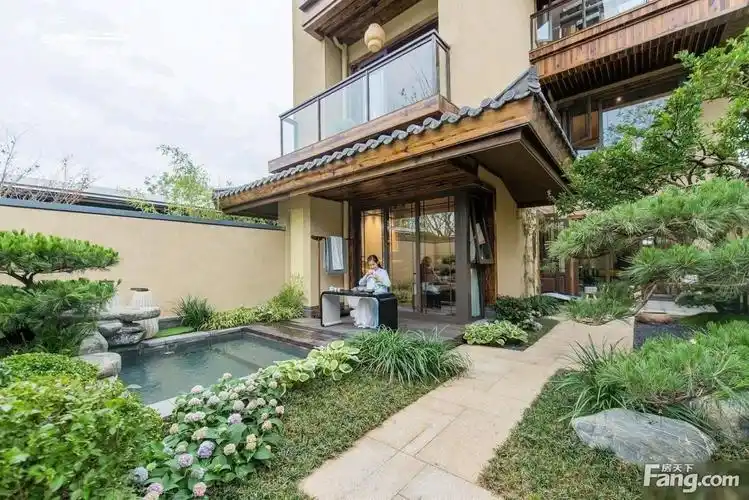 太白山唐式建筑,精装修独院别墅温泉入户独立院子空气好