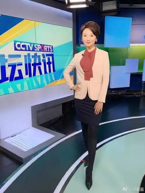 人物| 冻龄主播梁毅苗:我与《体坛快讯》的二十年
