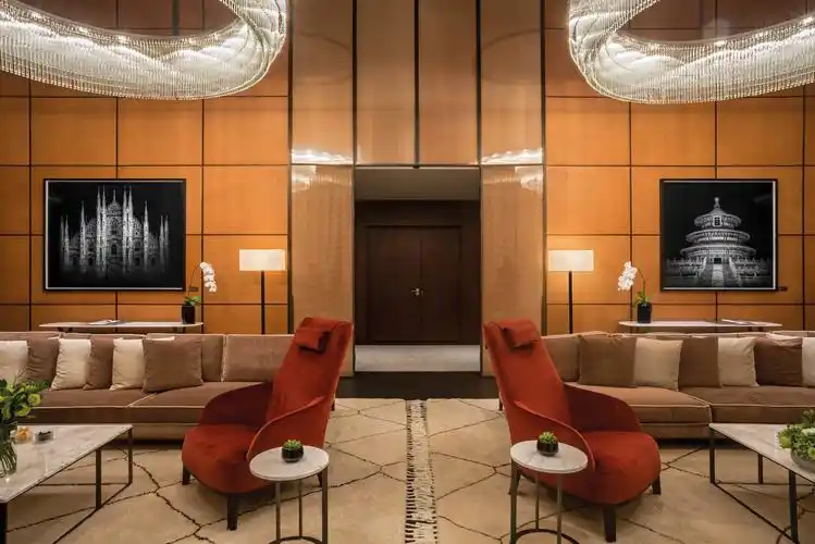 丁禹兮都来打卡啦!北京宝格丽酒店盛启"看得见春天的房间"艺术展