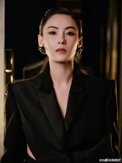 43岁张柏芝,颜值身材仍旧性感!_生活_都让人_是一种