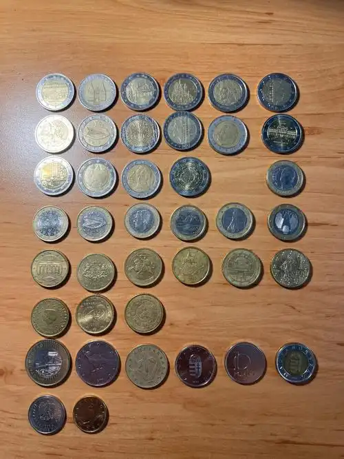 没有就全用掉挑几个好看的留下了#笔记灵感  #欧元硬币  #硬币收藏