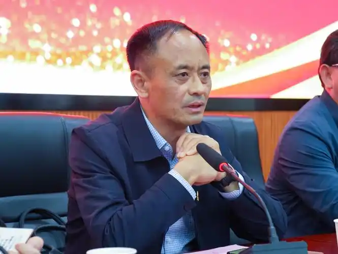 67洞口思源学校教学研究月活动精彩纷呈以促进教育质量不断提升