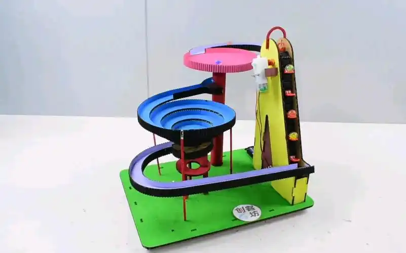 纸板创意弹珠过山车完工