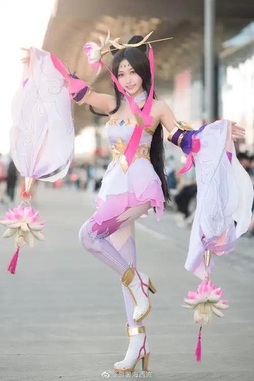 王者荣耀cos:小姐姐绝美原皮肤貂蝉,美妙的舞姿,只舞给你一人