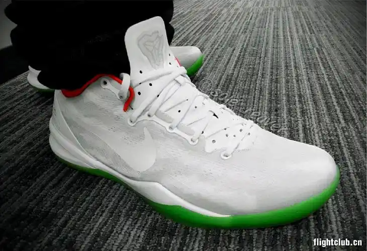 科比篮球鞋哪个最耐磨(kobe8代入坑篮球鞋经典配色回顾!