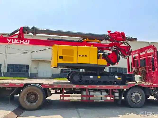 常州玉柴全新ycr35小型旋挖钻机成功交付西安客户