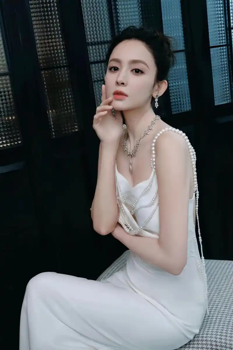 古力娜扎# #娱乐明星# #通透马说