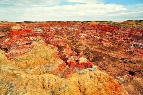 北疆大环线 五彩湾 五彩滩
