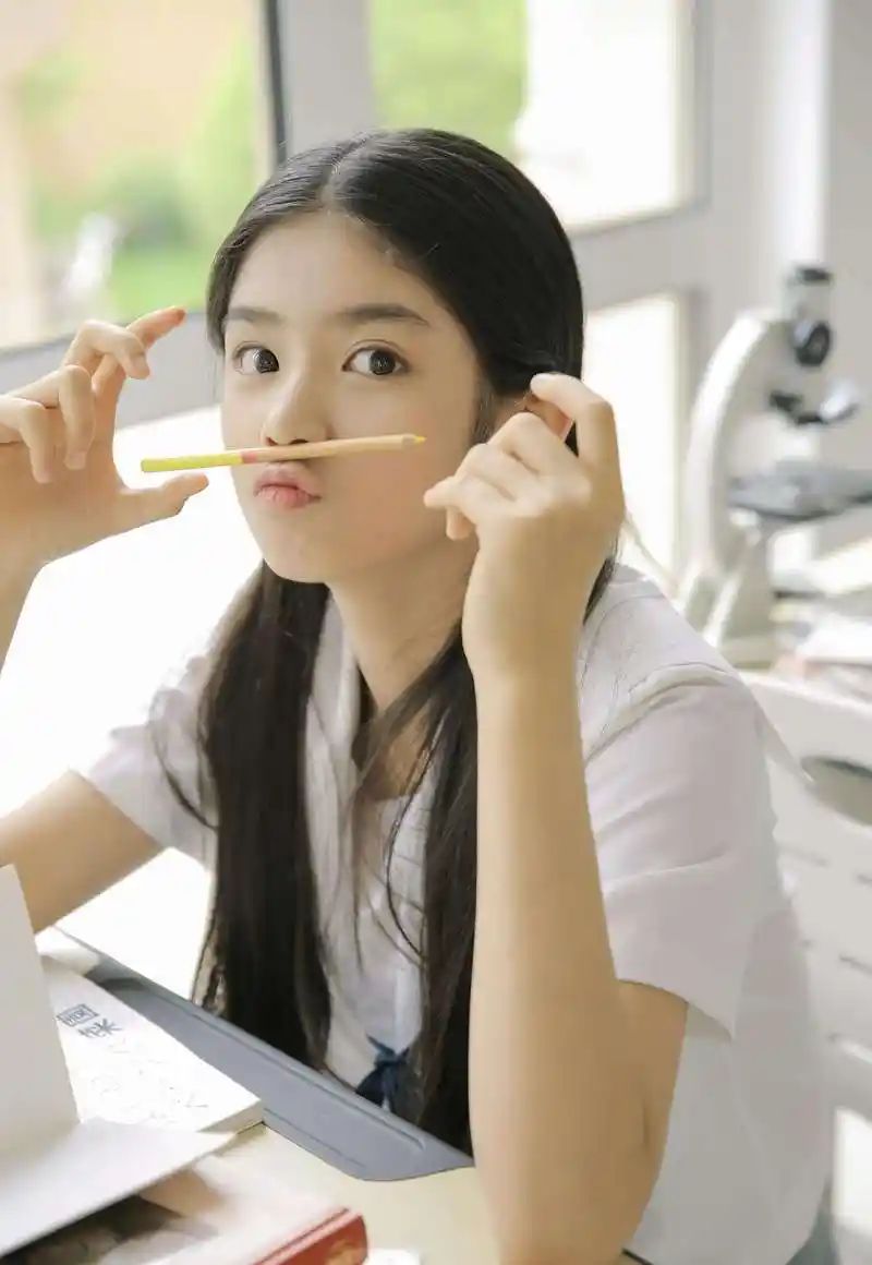 赵蕴卓:小梁思申,12岁就如此漂亮,还被称"小章子怡"